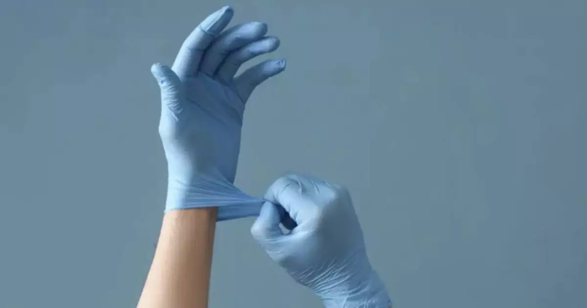  “Казахстанские“ перчатки для медиков оказались тайскими и вдвое дороже 