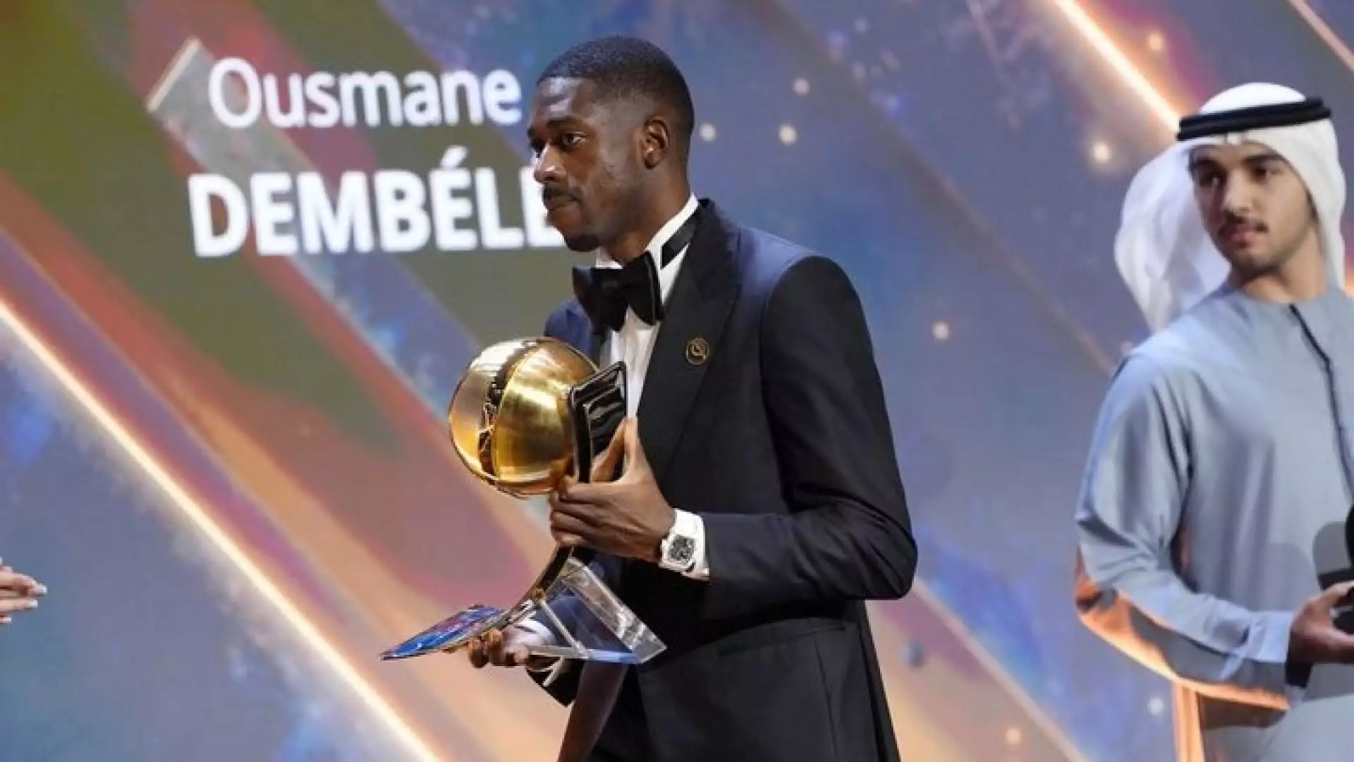 Дембеле признан футболистом года на Globe Soccer