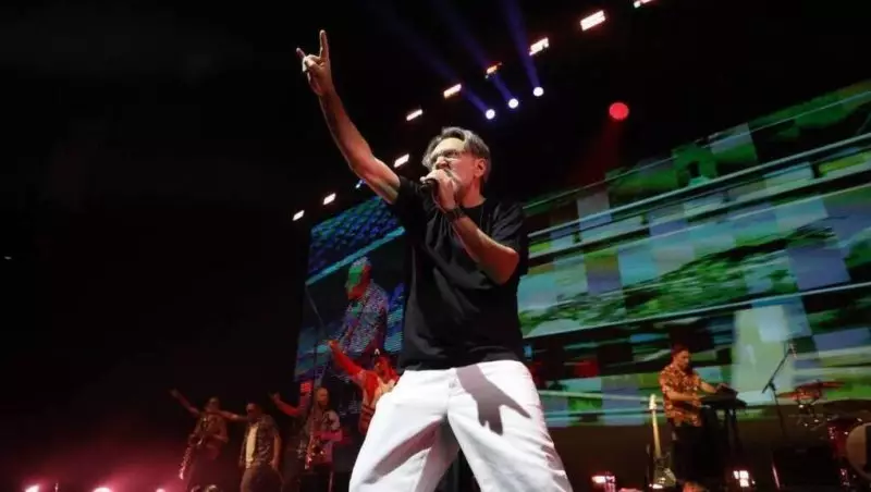 Посвящавший Путину стихи российский артист собрался в Казахстан