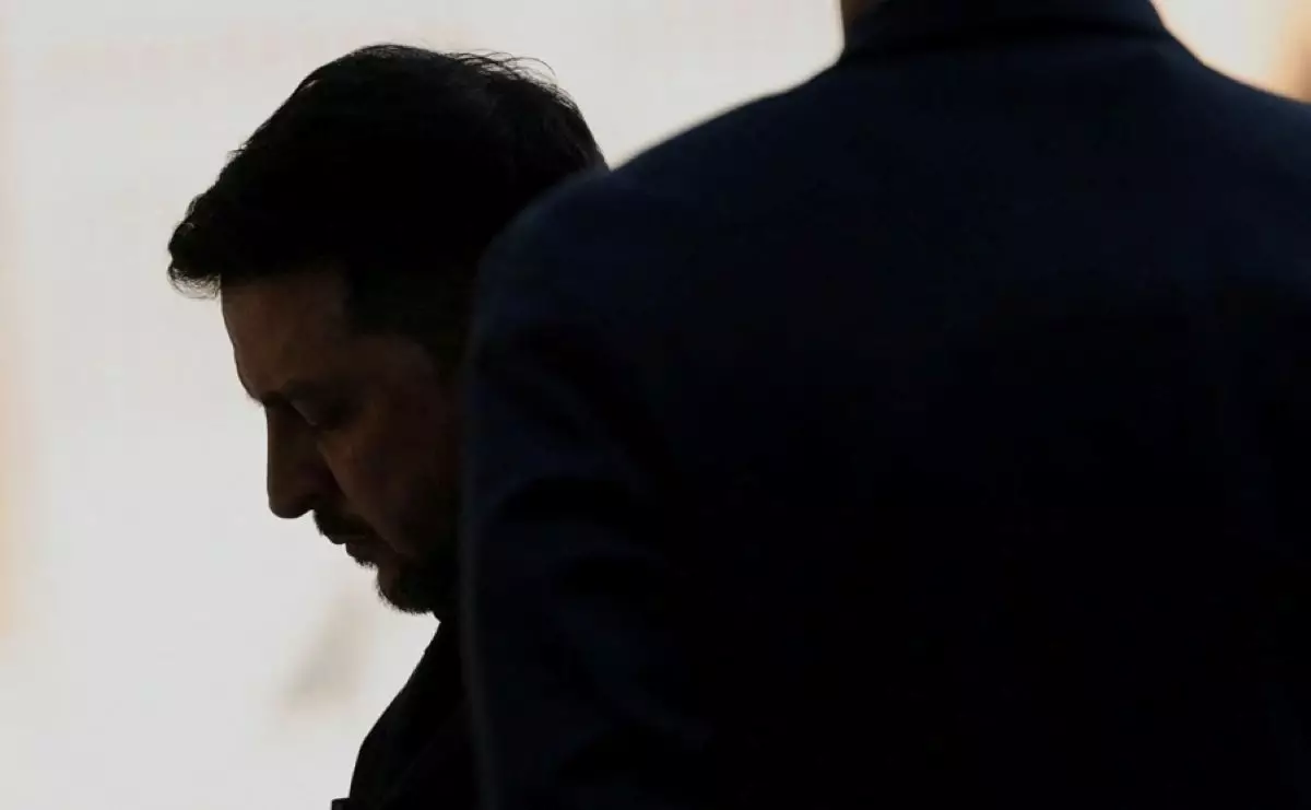 Зеленский согласился вынести на референдум вопрос о войсках в Донбассе