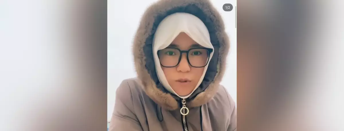 «Тәрбиешіден сөз естідім»: Хиджабтағы келіншек жаңа жылға қатысты жанайқайын айтты