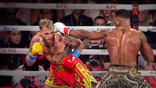 Опубликованы судейские записки боя Джейк Пол - Энтони Джошуа