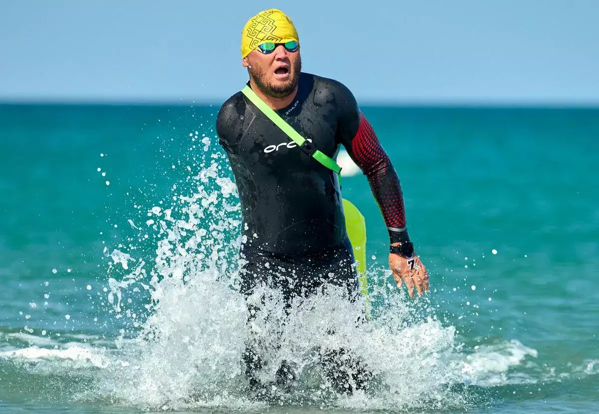 Житель Актау, которому оторвало руку из-за пиротехники, обратился к любителям фейерверков - новости на Lada.kz 30.12.2025