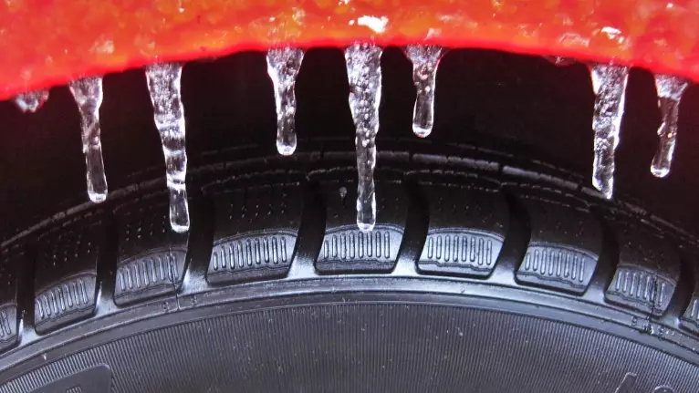 Астанада бір күнде 100-ден астам жол-көлік оқиғасы болған  