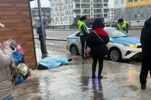 Астанада аялдамада ер адамның мәйіті табылды