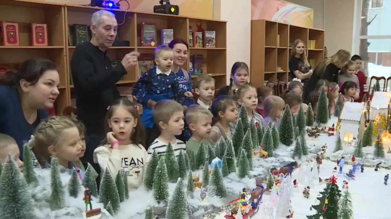 Қарағандылық шебер балаларға арналған көрме өткізді