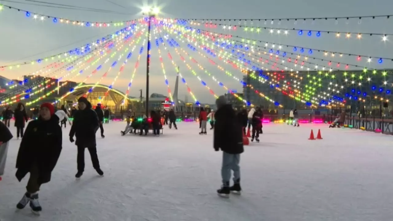 Жителей и гостей Астаны приглашают на ледовый каток ЭКСПО