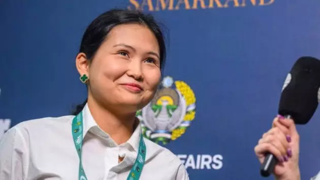 Бибисара Асаубаева завоевала золото чемпионата мира по шахматам