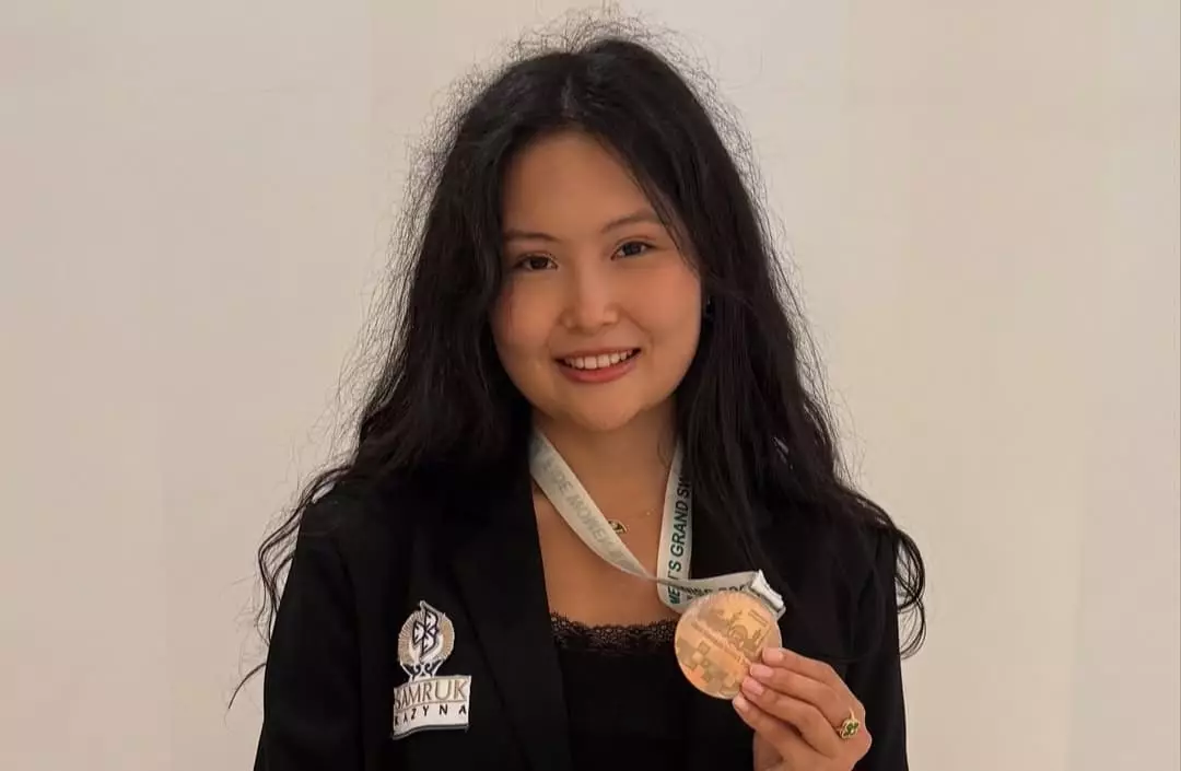 Бибісара Асаубаева — әлемнің үш дүркін чемпионы