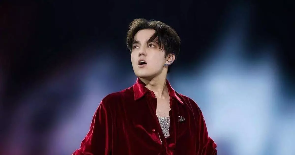  `Үйленетінімді айттым`: Димаш Құдайберген командасындасындағы жігіт ел естімеген жайтты айтты (ВИДЕО) 