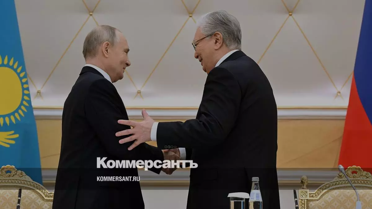Путин созвонился с президентом Казахстана Токаевым.