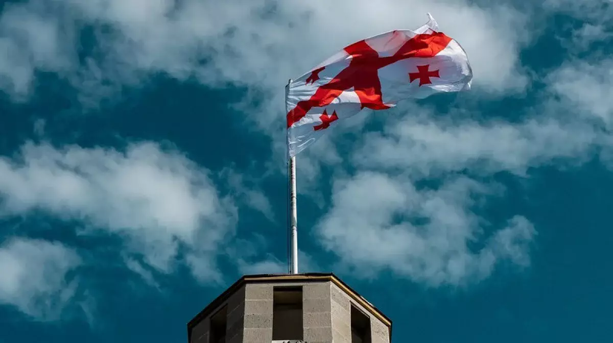 «Без объяснений»: казахстанцев выдворили из Грузии