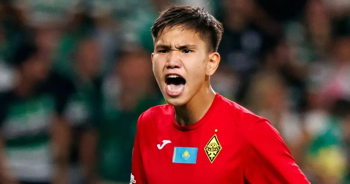   18 жастағы Шерхан Қалмырза жаңа клубтан шақырту алды   