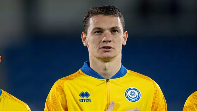 "Сильно напрягают". Эксперт отреагировал на переход Чеснокова в зарубежный клуб