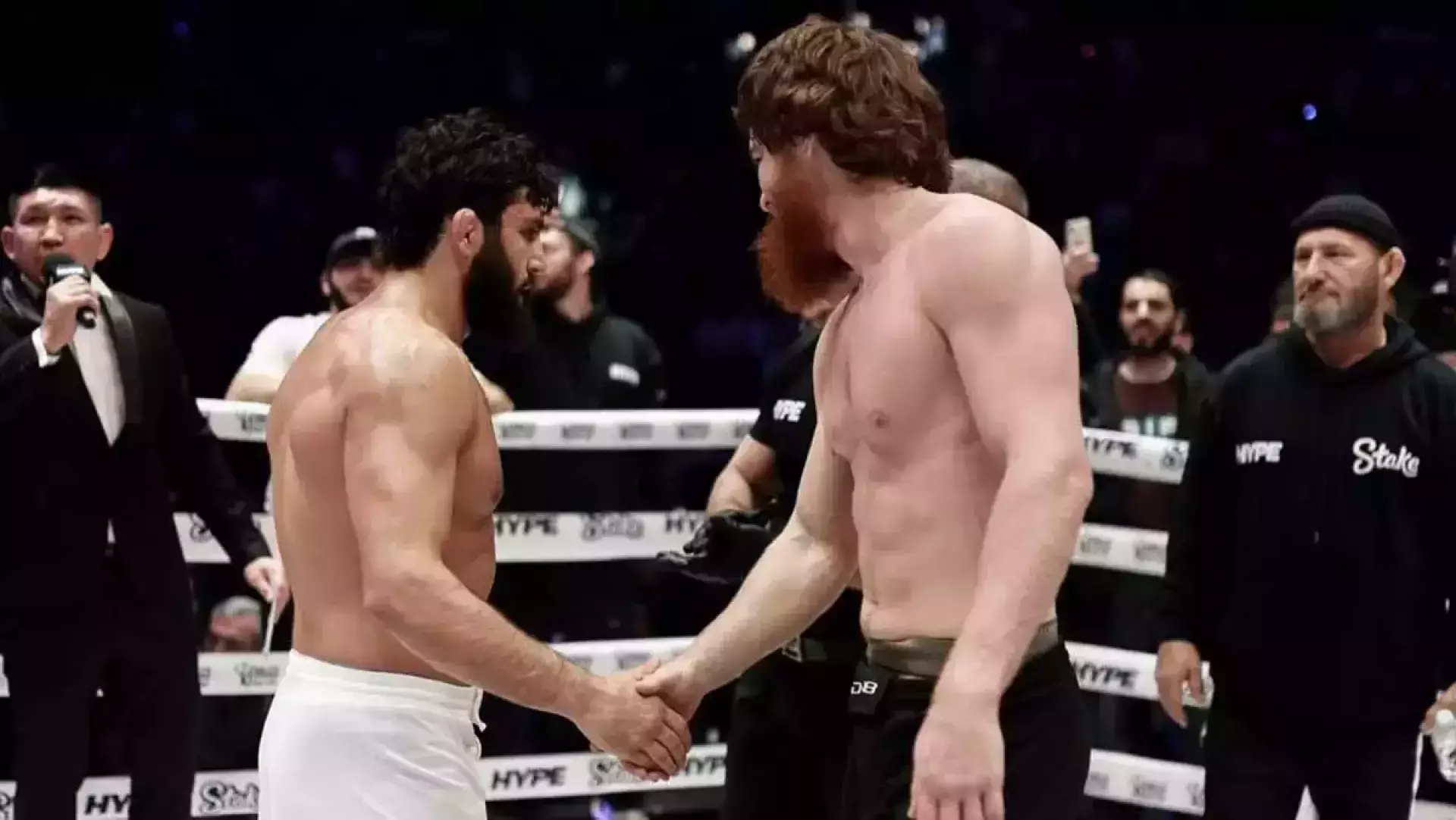 Шара Буллет и Царукян завершили бой вничью и договорились о реванше