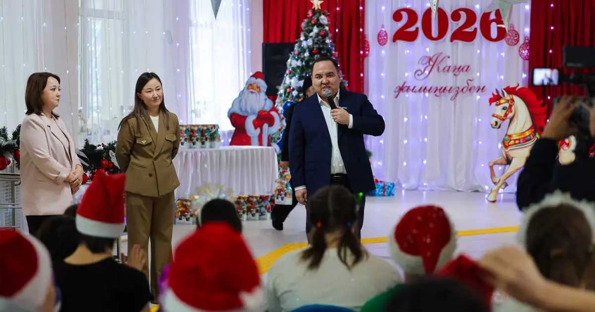  «AMANAT» партиясы «Арман ағашы»: қайырымдылық акциясы аясында 5 мыңнан астам баланың арманын орындады 