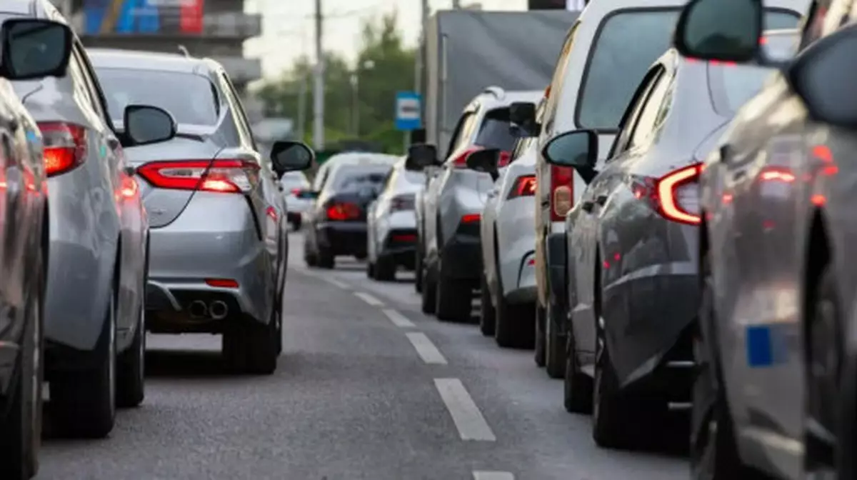 Эксперты: из 50 тысяч российских авто в Казахстан попадёт не более 20%