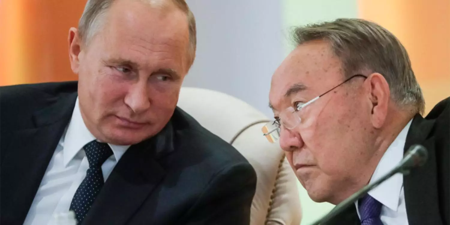 «Путин мен Назарбаевтың байланысы Тоқаевқа қарағанда әлдеқайда терең»: Саясаттанушы Кремльдегі кездесуге баға берді