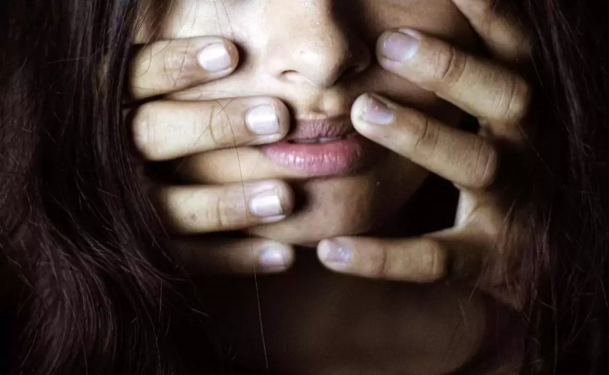 Алматылық комик әріптесін зорламақ болған деген күдікке ілікті