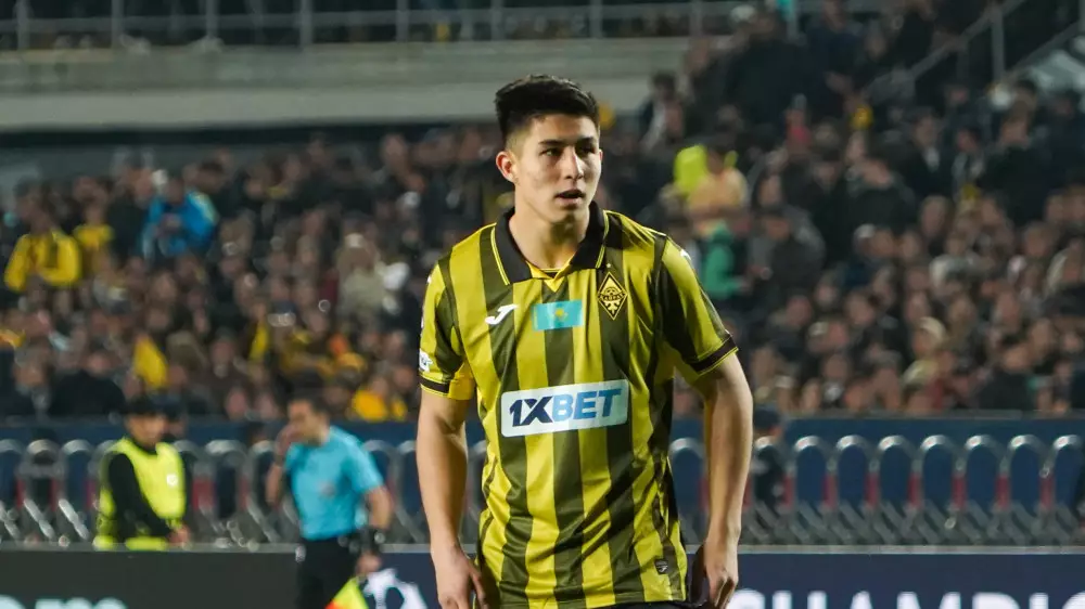 Дастан Сатпаев впервые показал свою возлюбленную