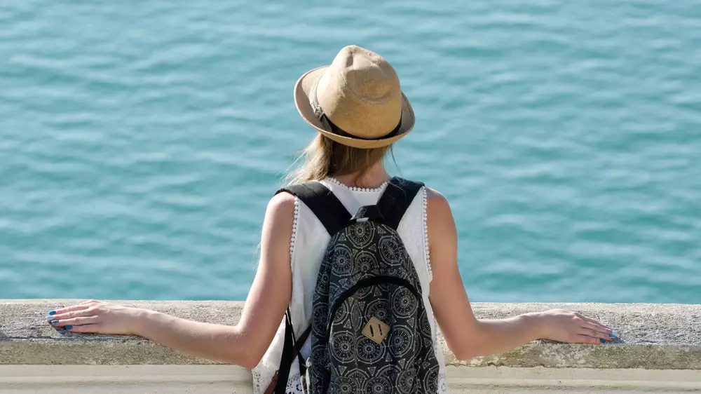 Хандра, усталость, бессонница: ученые назвали простой способ спастись зимой