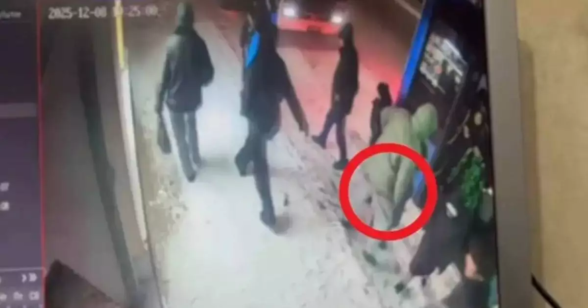  Астанада автобусқа мінген оқушы қызды шетел азаматы тонаған 