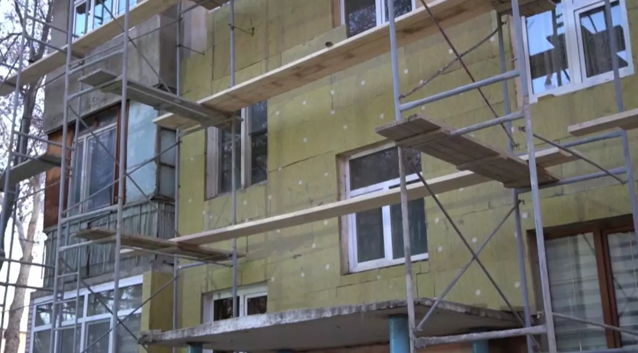 Өзбекстанда заңсыз салынған баспана көбейді