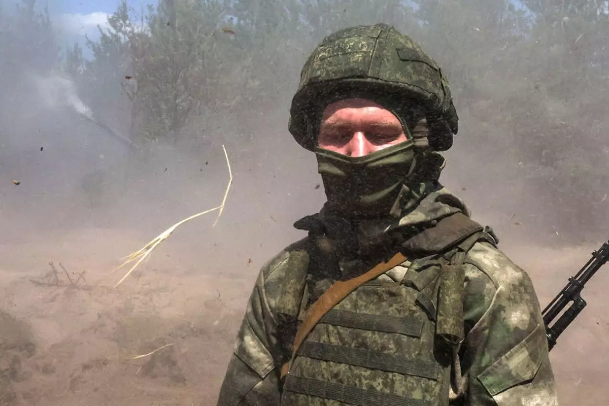 Российского дезертира не впускают в Казахстан: солдат третьи сутки находится в аэропорту Астаны