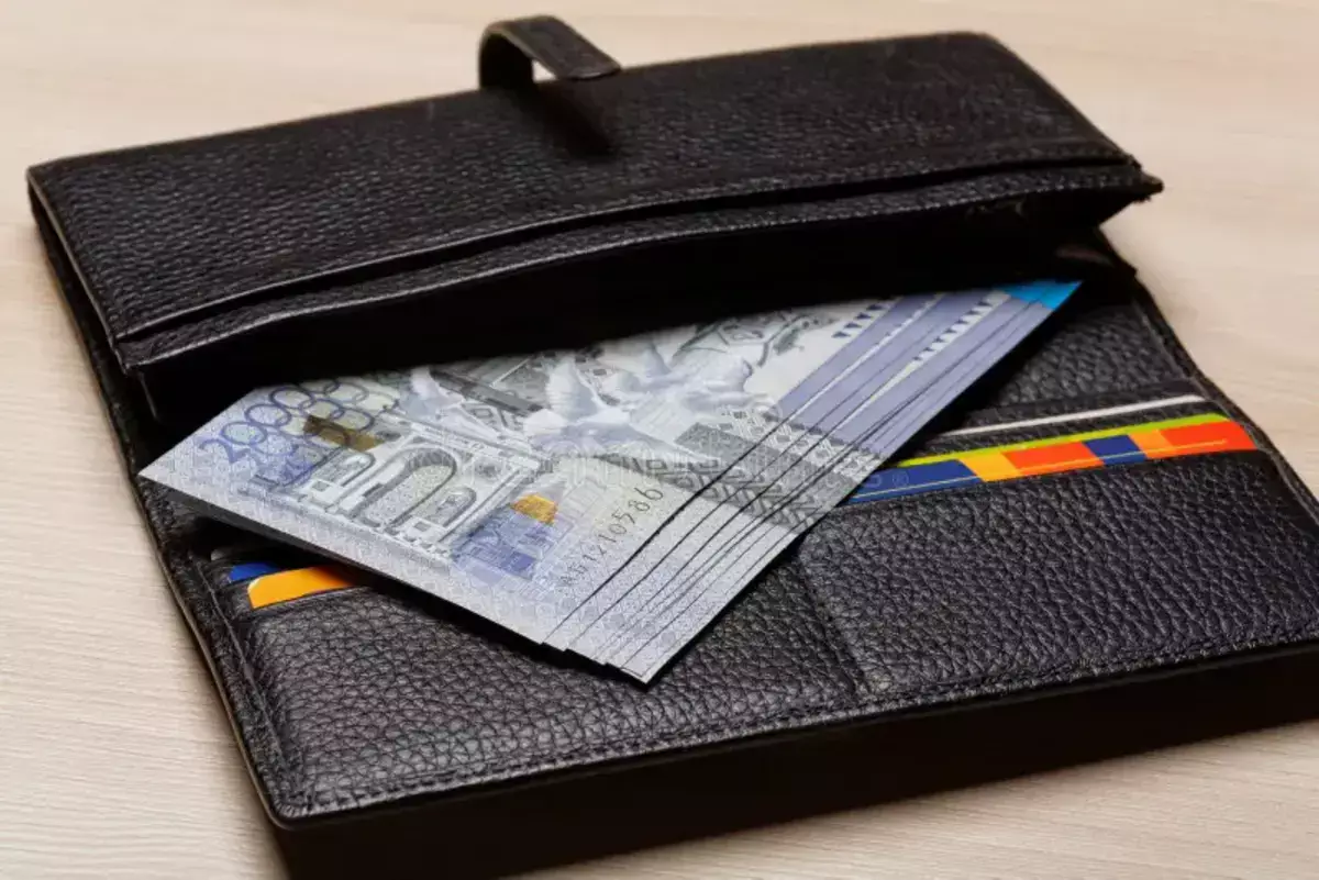 Роль зарплаты сильно преувеличена: что реально влияет на размер пенсий в Казахстане - новости на Lada.kz 31.12.2025