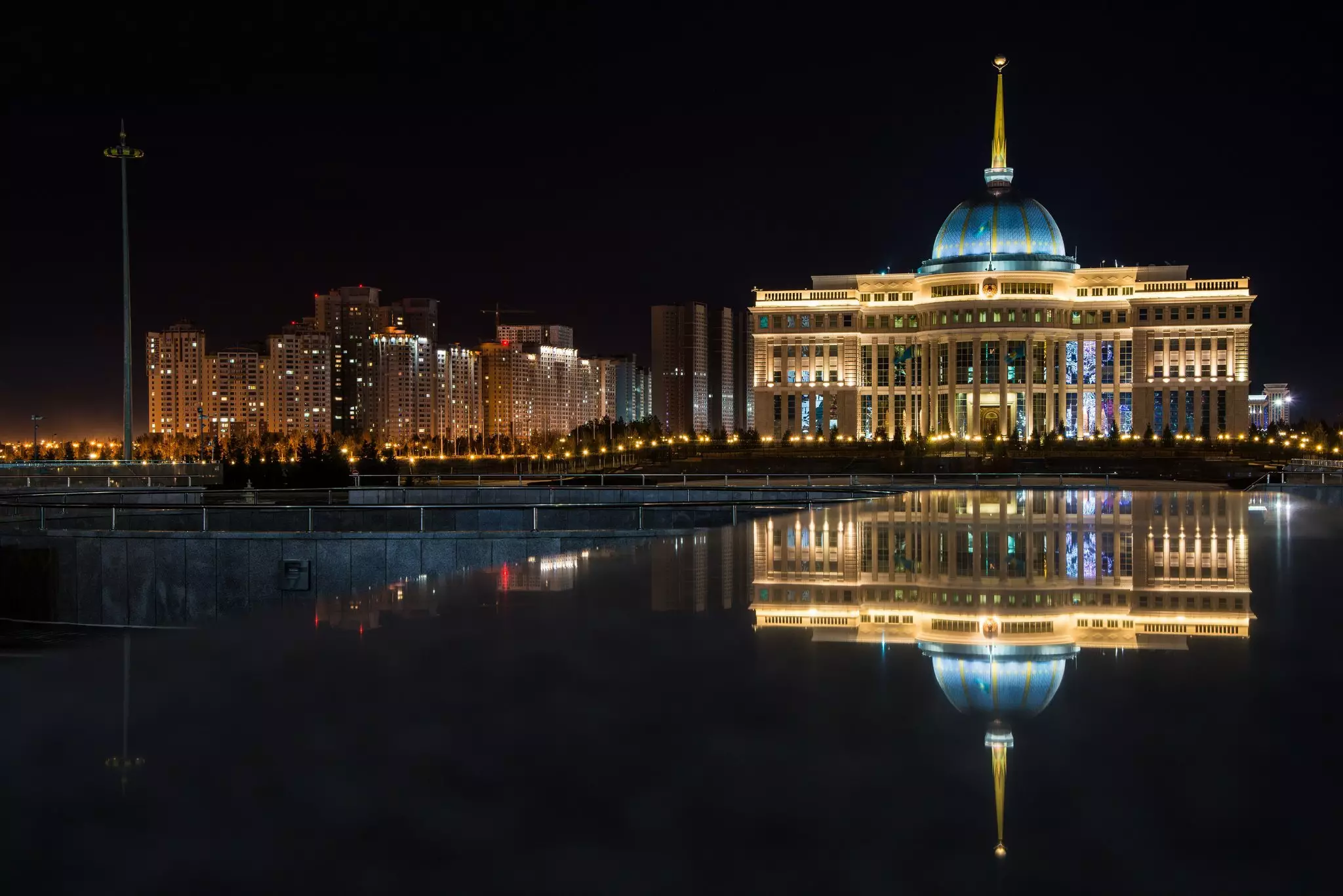 Мемлекет басшысының атына Жаңа жылға орай құттықтау жеделхаттары келіп жатыр