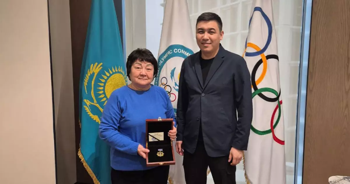   Семсерлесуден аға жаттықтырушы Қарлығаш Сайханова Ұлттық олимпиадалық комитеттің I дәрежелі Құрмет белгісіне ие болды   