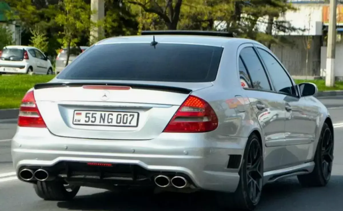 Иностранные номера под запретом: новые правила для водителей в Казахстане - новости на Lada.kz 31.12.2025