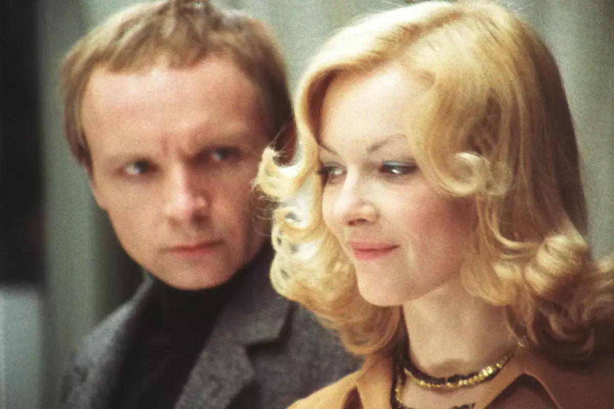 Британское издание The Guardian включило «Иронию судьбы» в рейтинг лучших новогодних фильмов - новости на Lada.kz 31.12.2025