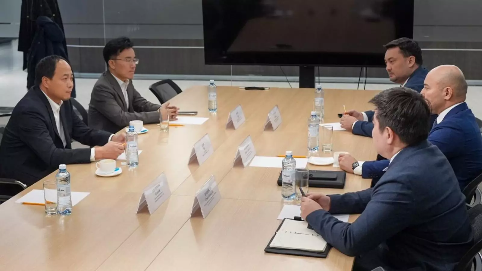 Китайская компания Xinjiang Lihua увеличит инвестиции в кластерный проект в Казахстане.