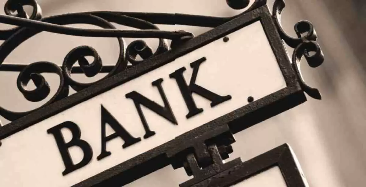 Қағаздағы тұрақтылық пен шынайы тәуекел: Қазақстан банктері нені жасырып отыр?