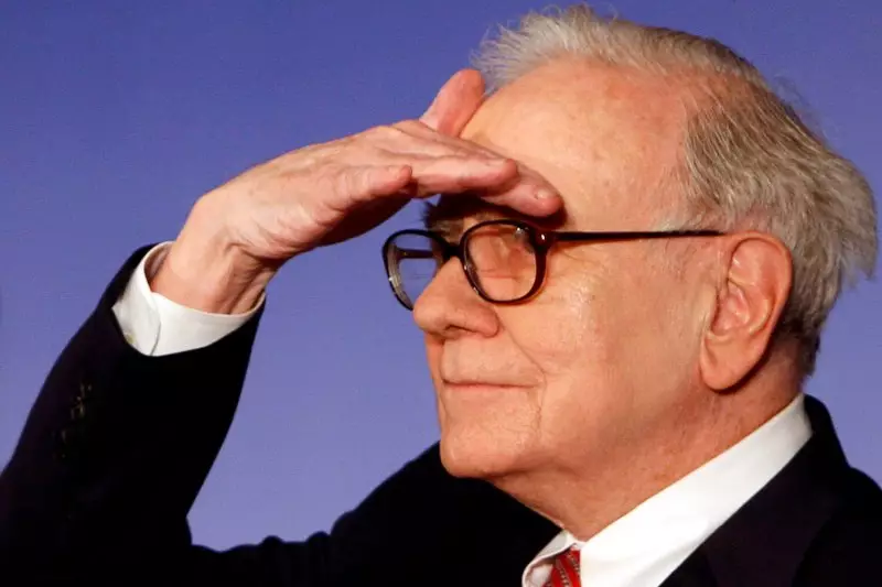 Всемирно известный инвестор Уоррен Баффетт уходит с поста CEO Berkshire Hathaway