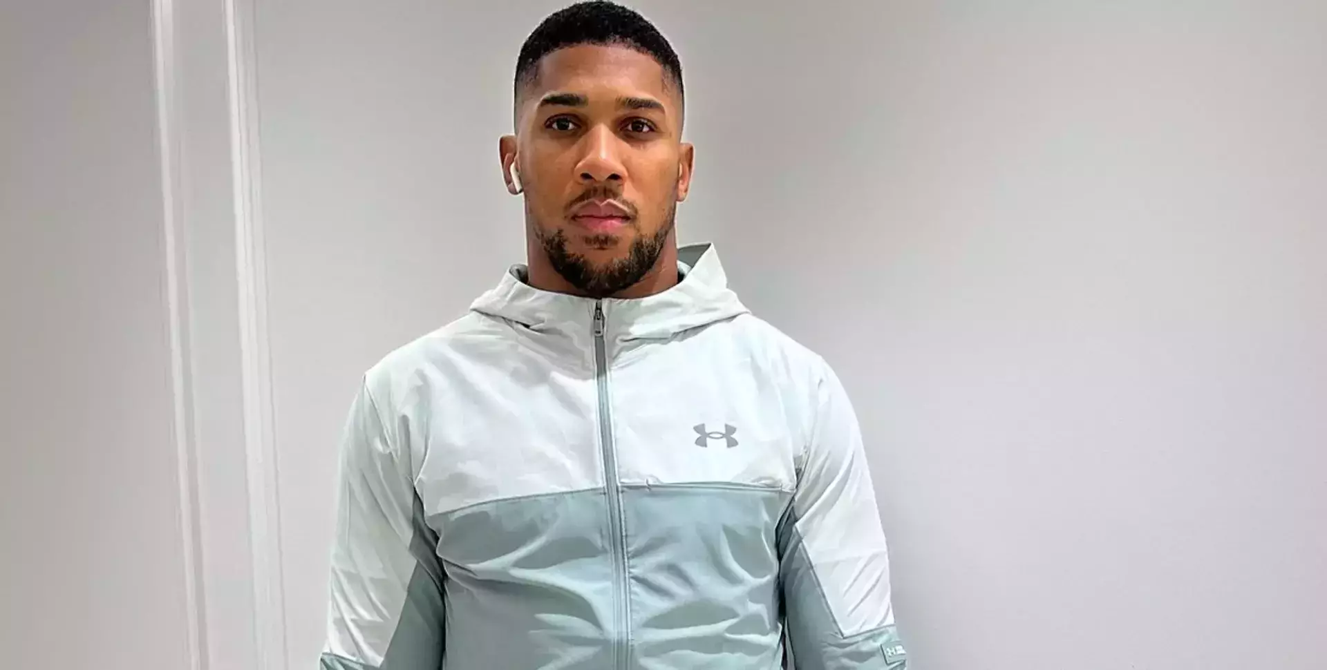 Джошуа выписан из больницы после жёсткого ДТП в Нигерии