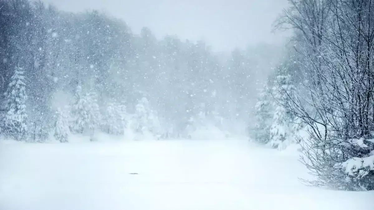 2 қаңтарда Қазақстанда қар жауып, боран соғады