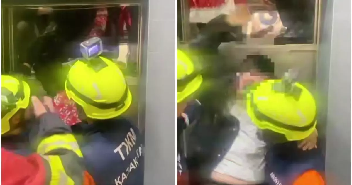  Астанада 11 адам лифт ішінде қамалып қалған 