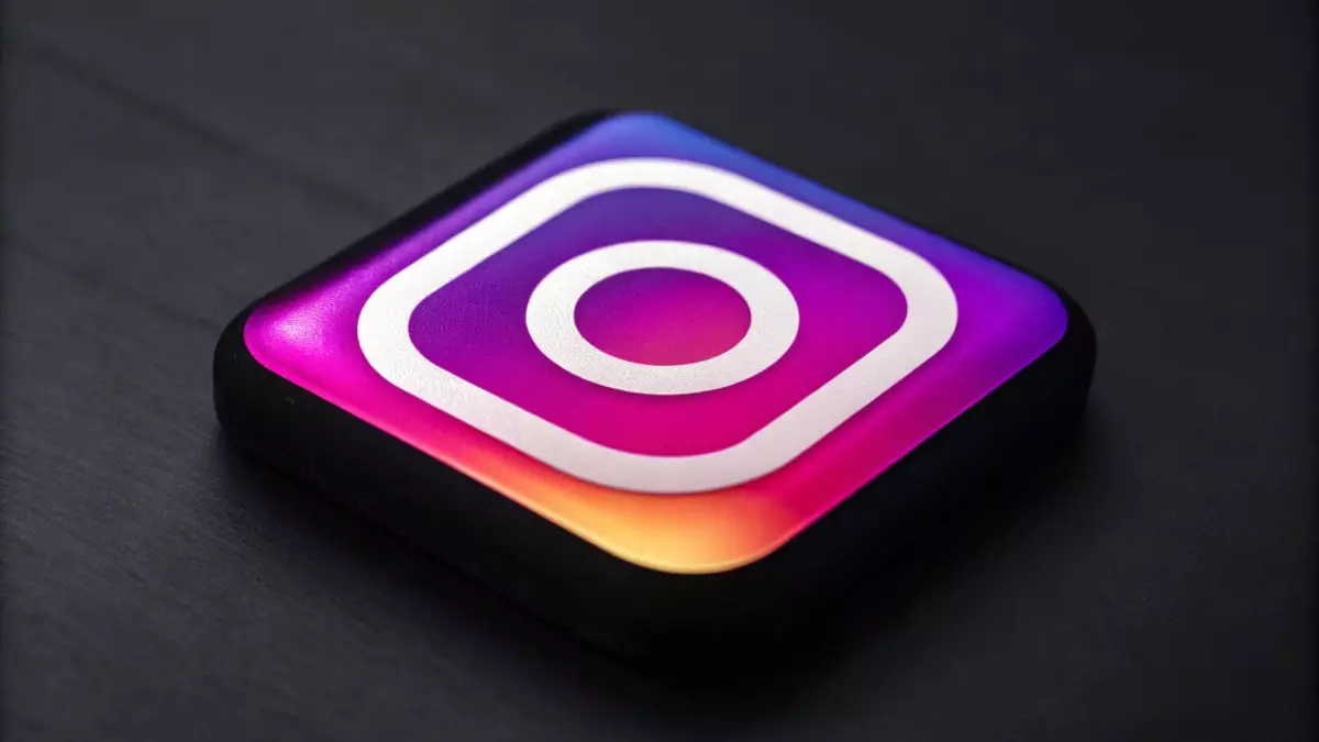 Глава Instagram: фото и видео больше нельзя считать доказательством реальности