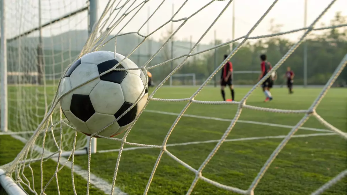 «Жетысу» усилился пятью казахстанскими футболистами и сменил главного тренера