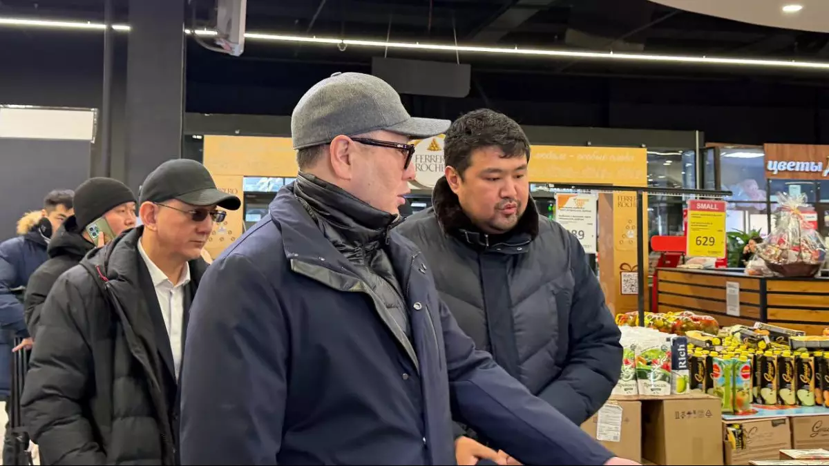 Министр сауда желілеріндегі бағаларды тексерді