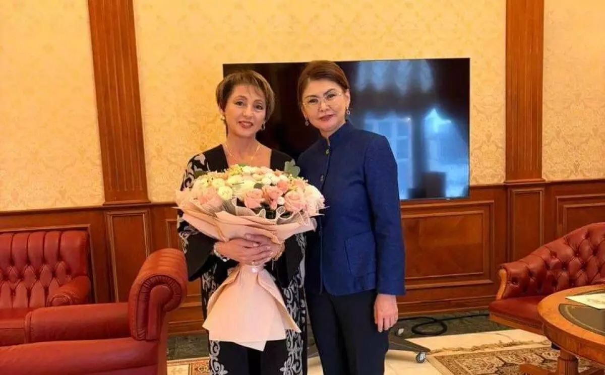 Токаев поздравил Алтынай Асылмуратову с юбилеем