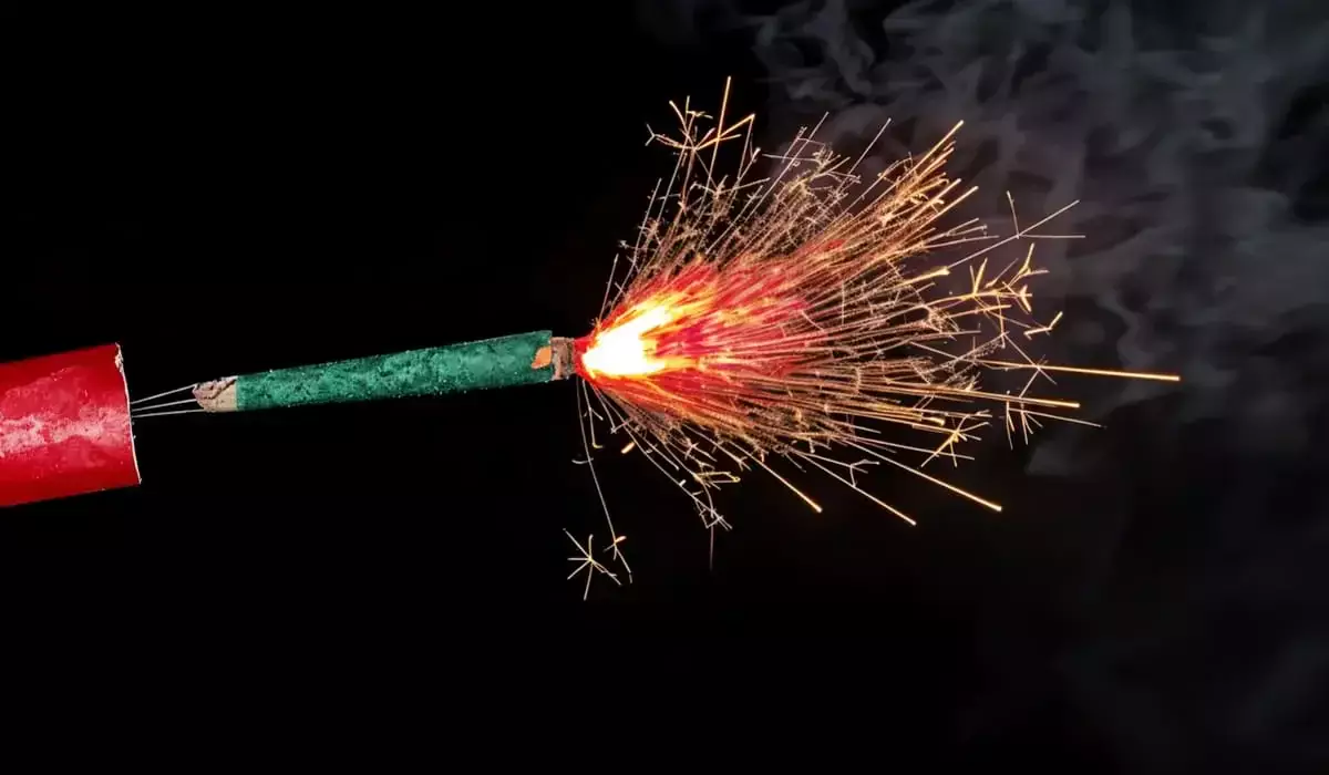 Конфетти в глаз и ожоги от салютов: новогодняя ночь в Актау не обошлась без травм