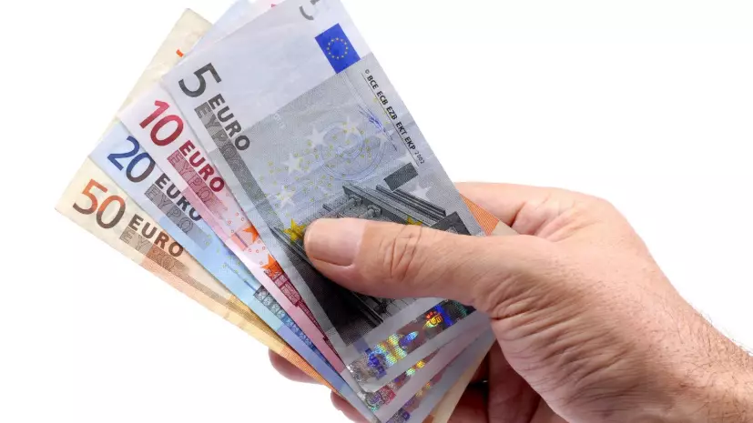 Болгария ресми түрде еуроға көшті