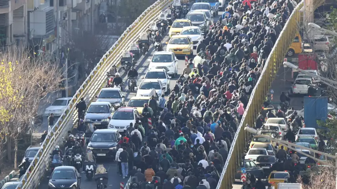 Ирандағы экономикалық наразылықтар кезінде бірнеше адам қаза тапты