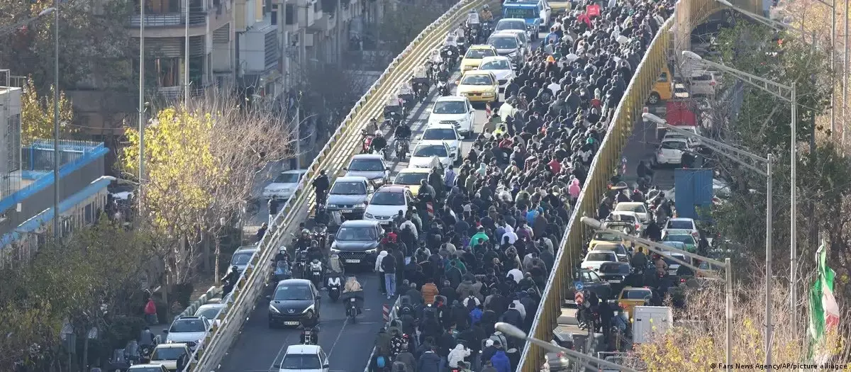 Иранда наразылық кезінде кемінде алты адам қаза тапты