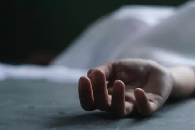 «Қонақ үйден мәйіті табылды» - Танымал актердің қызы жұмбақ жағдайда қаза болды