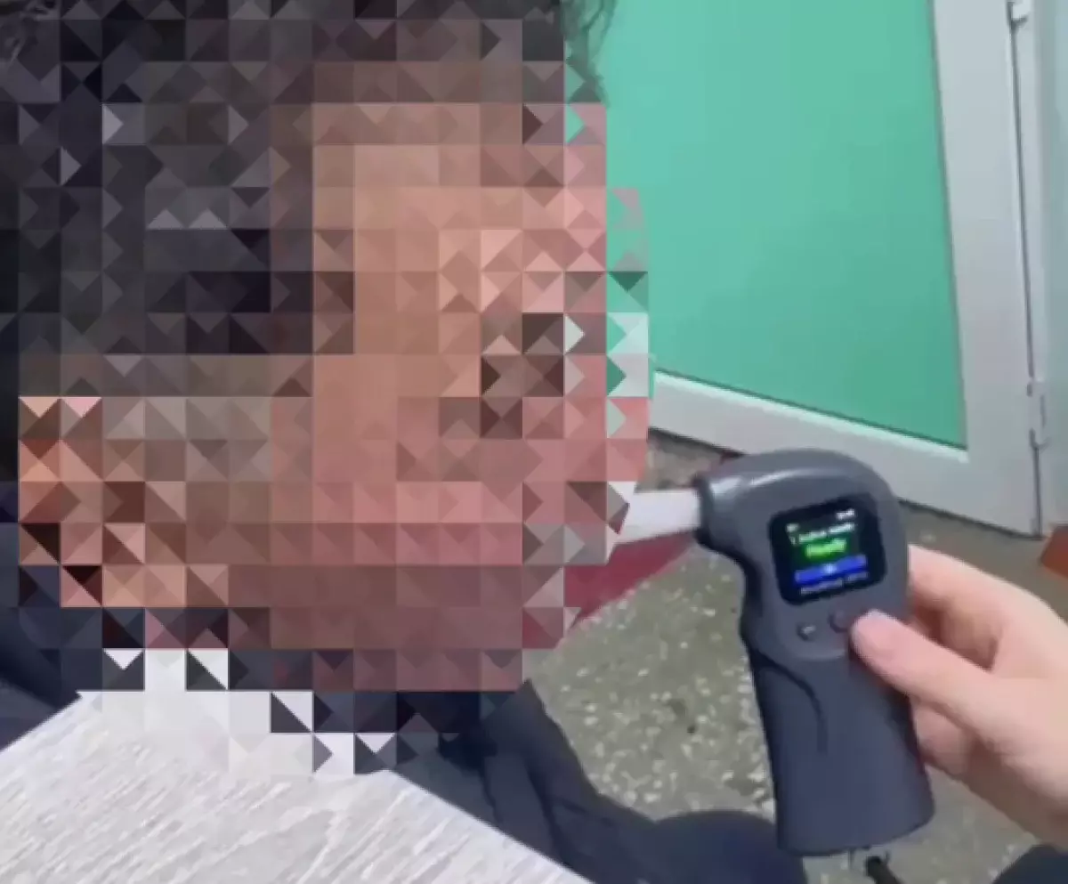 Водитель из Семея, пойманный пьяным за рулём, арестован на 15 суток