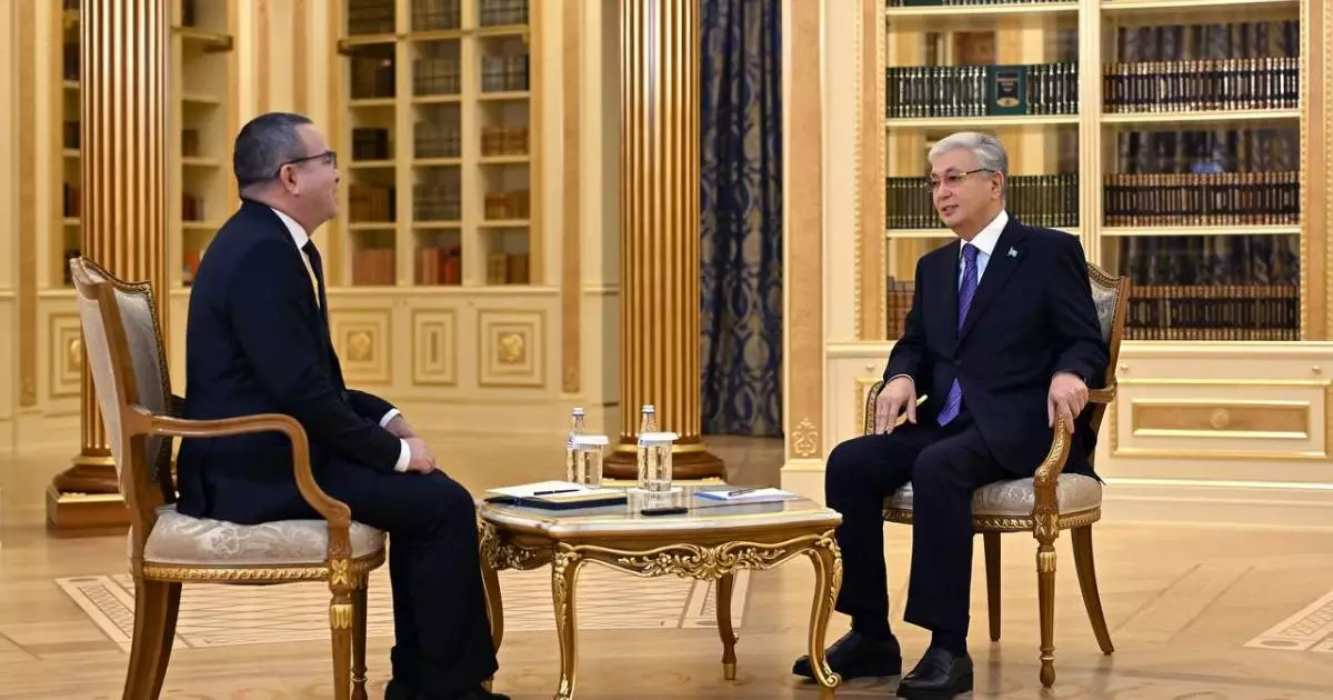  Президент «Turkistan» газетіне кең көлемді сұхбат береді 